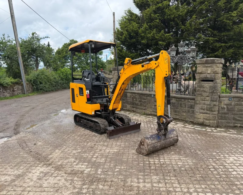 Universal Auctions Group Ltd - Massive Multi-Lot Auction; Ex-Fleet Vans, Agri, Construction & Heavy Plant Machinery And Much More! - Auction Image 5