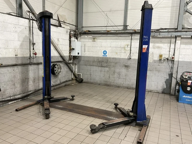 BPI Auctions - Remaining Contents of Renault Car Garage Auction to include Post Lifts, Wheel Balancer, Boston MOT Station & More - Auction Image 3