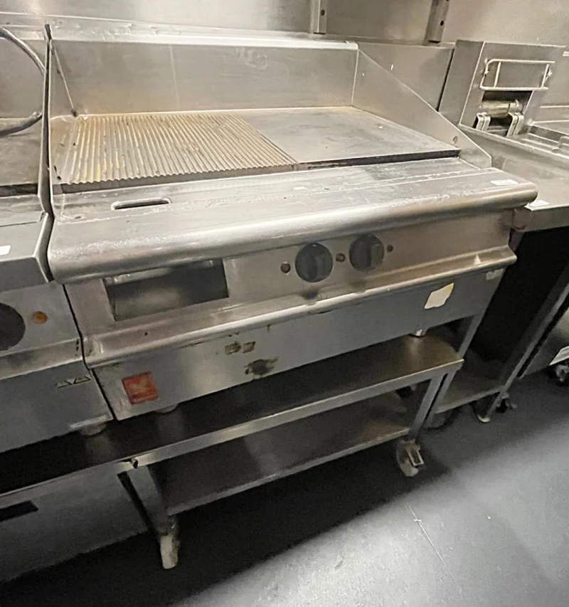 In2Corporate Ltd - Contents of a Popular Mexican-Themed London Restaurant at Auction: Kitchen Equipment Auction, Restaurant Furniture & More - Auction Image 10