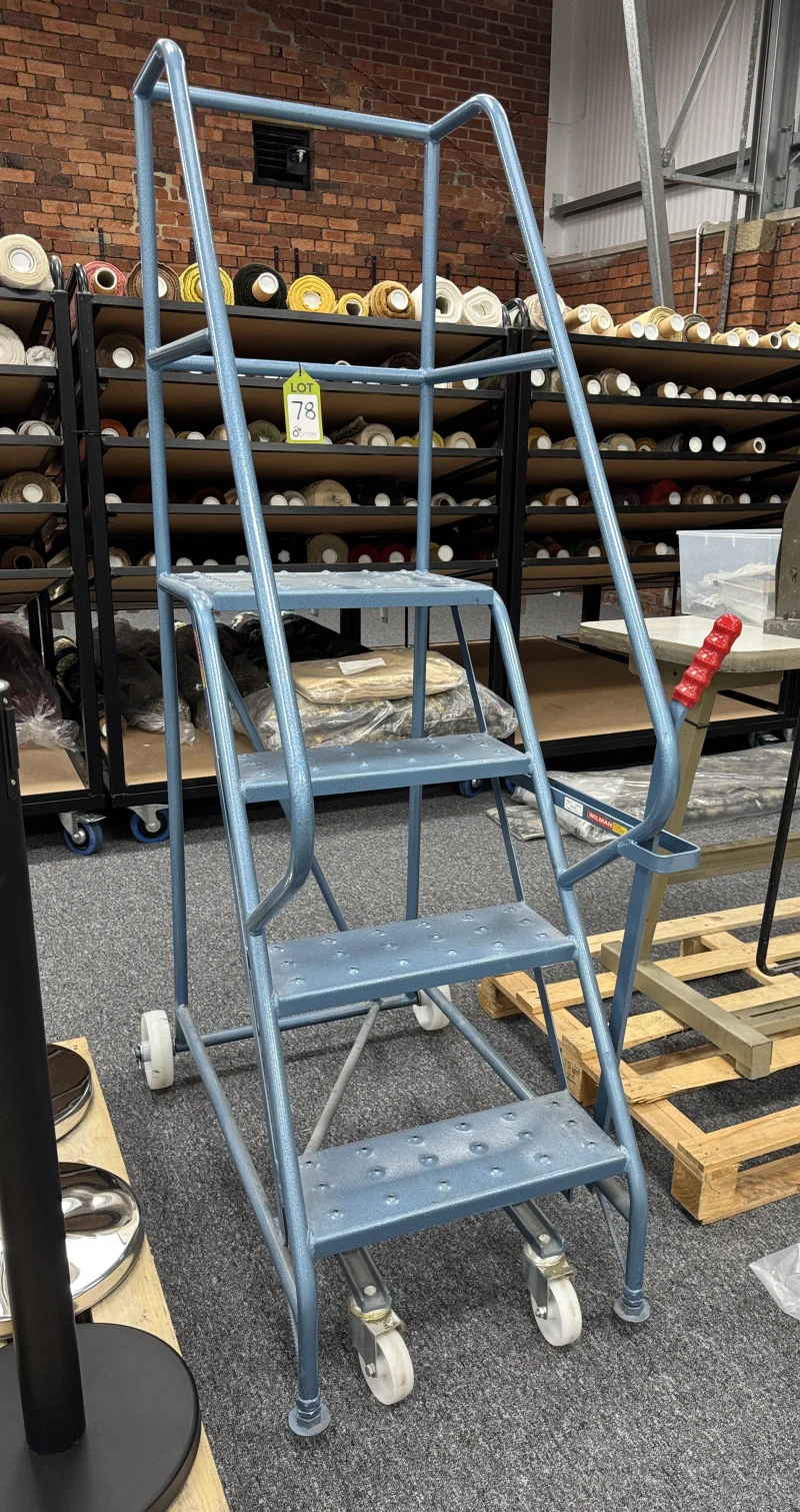 Pinder Asset Solutions Ltd - Retirement Auction of a Soft Furnishings Retailer, 1000s of Meters Fabric Stocks, Making Up Eq & Tables, Display Units, Handling, Accessories - Auction Image 8