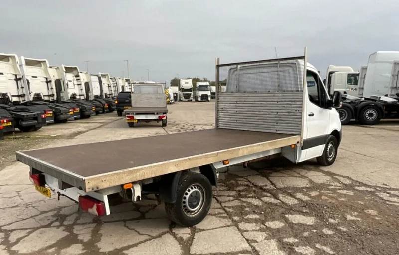 BPI Auctions - 2021 Mercedes Sprinter 314 Dropside Lorries Auction - Auction Image 4