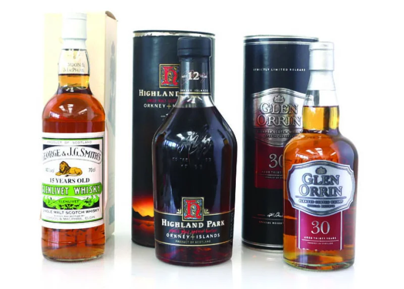W & H Peacock - Vintage & Modern Wines,  Beers, Spirits & Tobacco at Auction - Auction Image 5