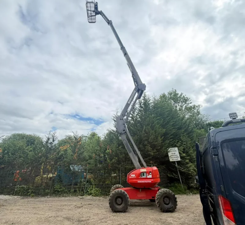 Universal Auctions Group Ltd - MAJOR MULIT-LOT EVENT, Plant, HGVs, Ex-Fleet Vehicles, Agri Equipment, Machinery & More - Auction Image 8