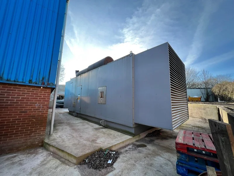 BPI Auctions - 2,250KVA Cummins QSK60 Housed Generator Auction c/w Stamford Alternator - Auction Image 1
