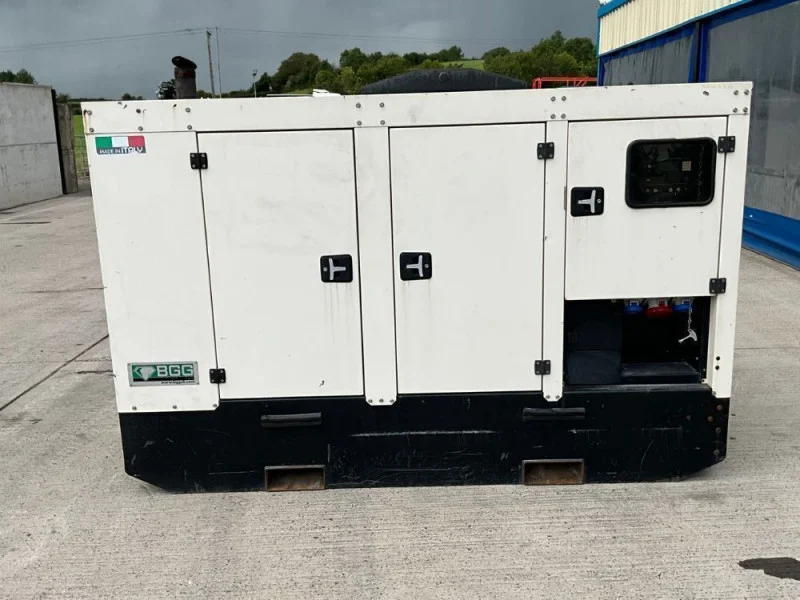 Mid Ulster Auctions Ltd - Machinery Auction to include Mini Diggers, Trailers, Ride on Road Lawnmowers, Generator, Scissor Lift & More - Auction Image 5