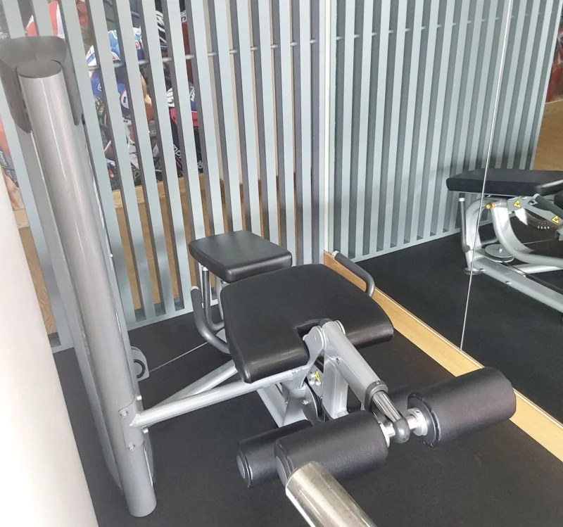 Pinder Asset Solutions Ltd - Life Fitness Cardio and Strength Training Equipment from In House Head Office Gym - Auction Image 8
