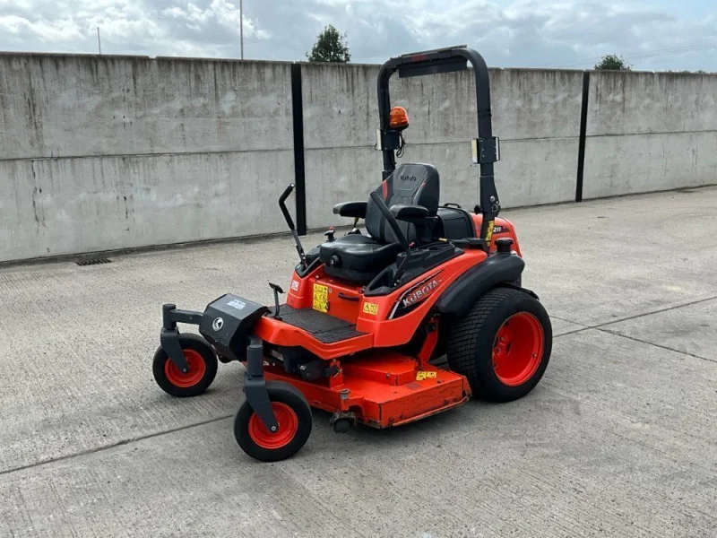 Mid Ulster Auctions Ltd - Machinery Auction to include Tractors, Dumpers, Forklifts, Scissor Lifts, Power Float & More - Auction Image 7