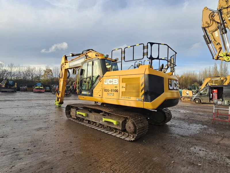 Salvue Ltd. - 2019 JCB 220X  Tracked Excavator - Salvage | Hydraulic Contamination - Auction Image 5