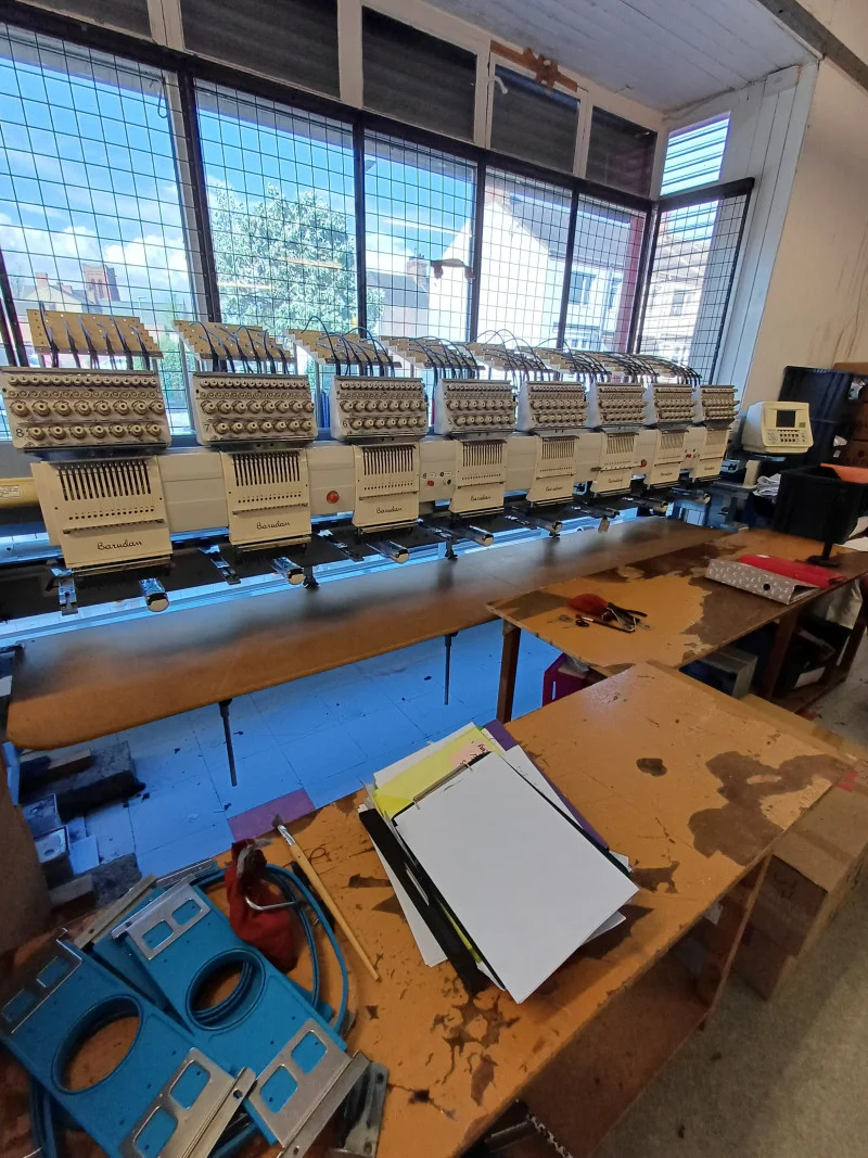 Lithgow Sons & Partners - Elizabeths Embroidery Ltd Auction - 5 x Embroidery Machines, Fabric Laser Cutter, Sew Machines & Clothing Stock - Auction Image 3