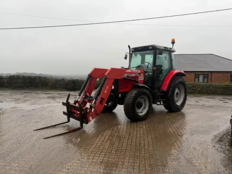 Universal Auctions Group Ltd - Massive Multi-Lot Auction; Ex-Fleet Vans, Agri, Construction & Heavy Plant Machinery And Much More! - Auction Image 5
