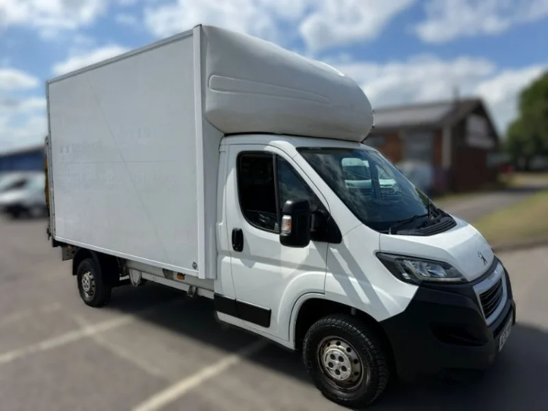 Universal Auctions Group Ltd - New Weekly Vehicles, Plant & Machinery Auction, Weekly Sale 2 of 2 - Auction Image 4