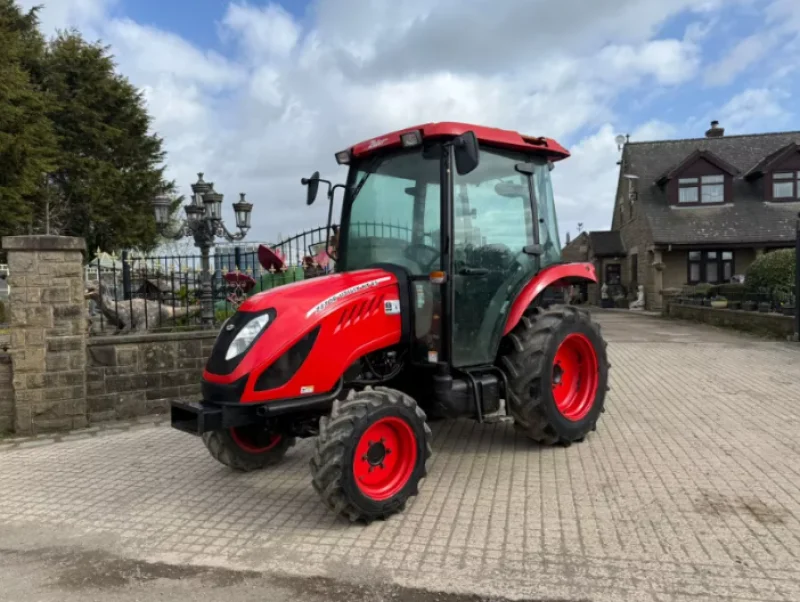 Universal Auctions Group Ltd - HUGE MULTI LOT AUCTION, Over 700 lots: Ex-Fleet Vehicles, Agri & Farm, Heavy Plant, Machinery, HGVs & Much More - Auction Image 1
