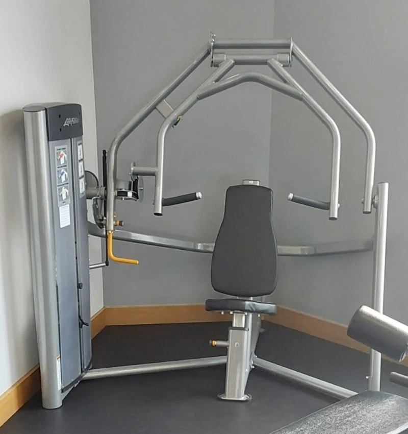 Pinder Asset Solutions Ltd - Life Fitness Cardio and Strength Training Equipment from In House Head Office Gym - Auction Image 7