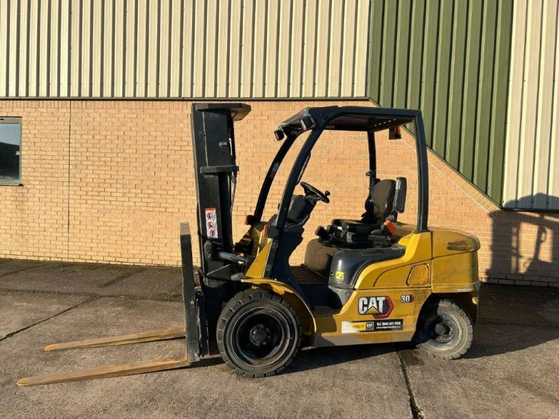 BPI Auctions - Ex-MOD Off Road Vehicle, Forklift Truck & Multi Fuel Heaters at Auction on behalf of Ex-Military Supplier - Auction Image 1