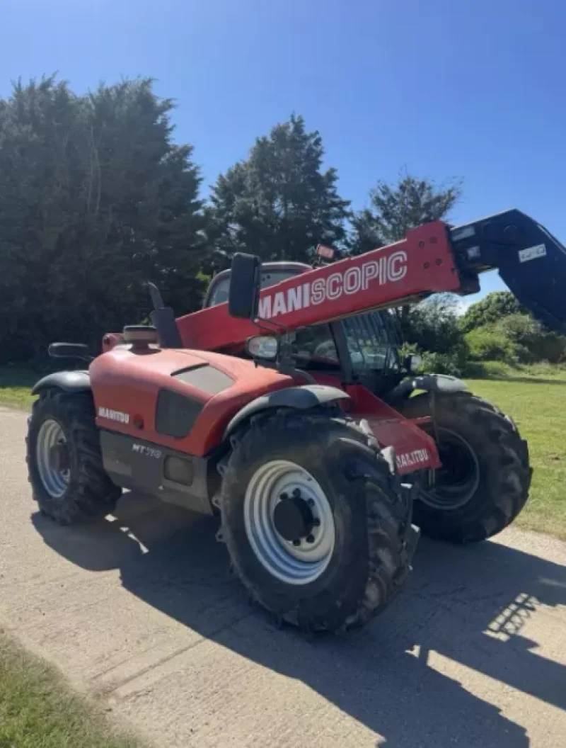 Universal Auctions Group Ltd - Multi-Lot Auction; Ex-Fleet Vans, Agri, Construction & Heavy Plant Machinery And Much More! - Auction Image 6