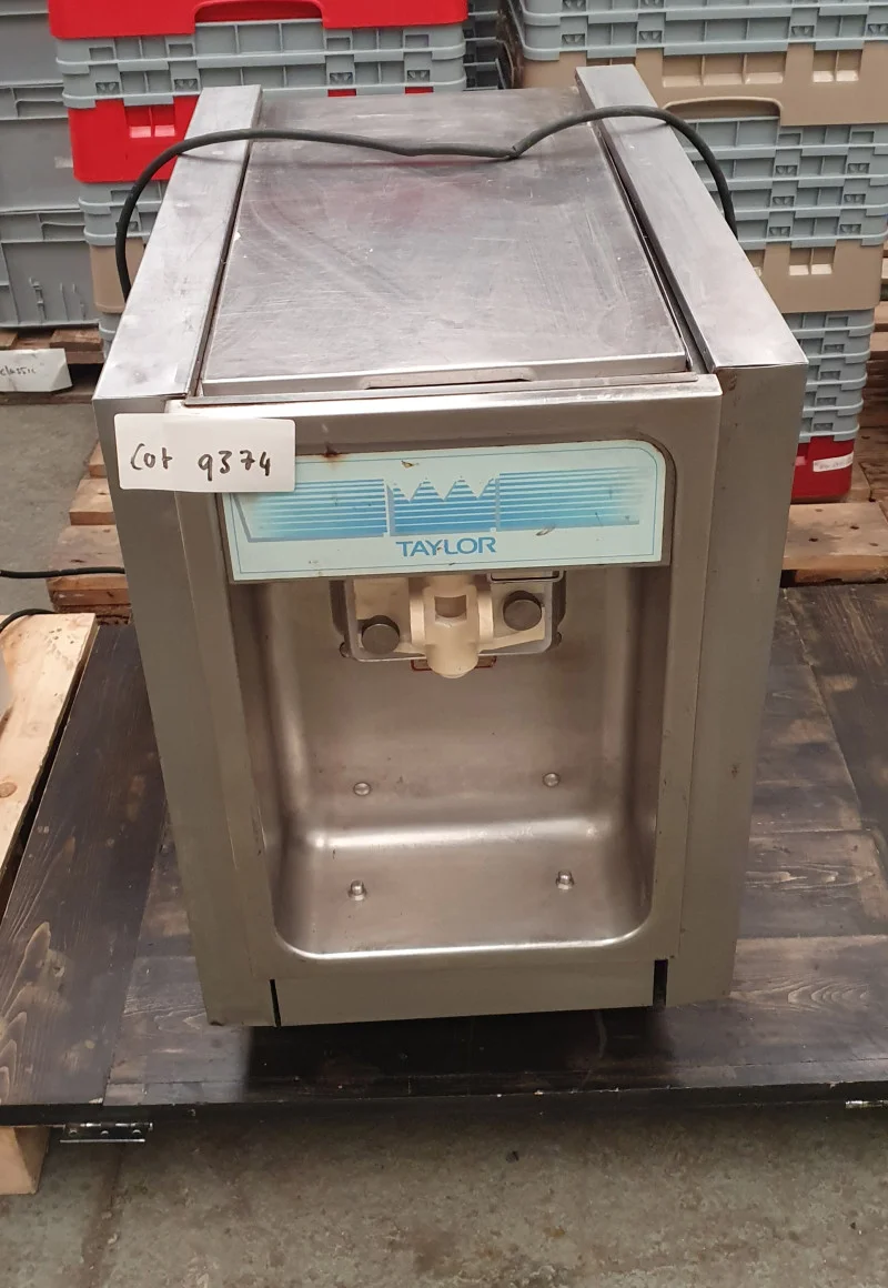 David Gower Auctions Ltd - Commercial Catering Equipment, Rational Oven 20 Grid, Cimbali Coffee Machine at Auction - Auction Image 3