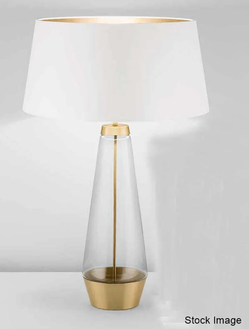 In2Corporate Ltd - Luxury Lighting from a Prestigious Manufacturer - Auction Image 7