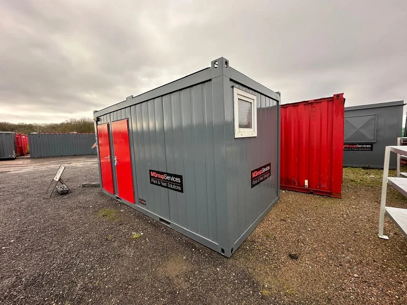 BPI Auctions - 2021 AJC Easy Cabin Solar Pod Portale Solar Generators, Secure 3+1 Toilet & 20ft Secure Container Auction - Auction Image 4