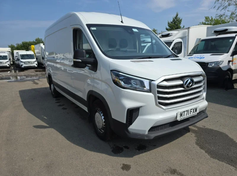 BPI Auctions - 2021 & 2022 Renault Master LWB & Maxus Deliver 9 Van Auction - Auction Image 6