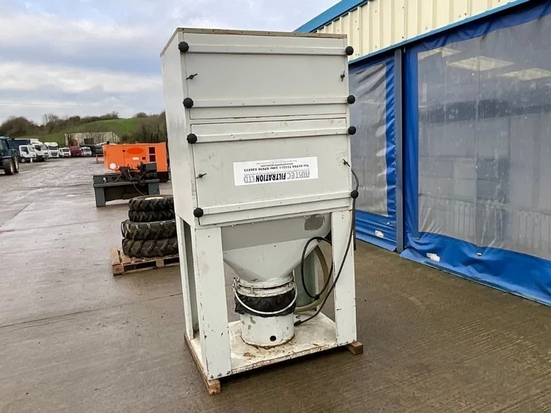 Mid Ulster Auctions Ltd - Tools Auction to include: Bar Bender & Bar Cutting Machine, Panel Saw, Edgebander, Screw Compressor, Dust Extraction Units & More - Auction Image 6