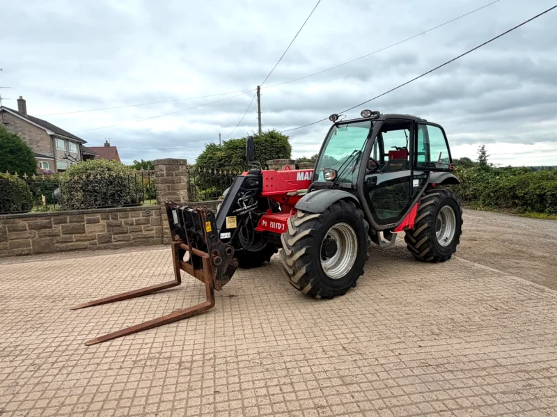Universal Auctions Group Ltd - Massive Multi-Lot Auction; Ex-Fleet Vans, Agri, Construction & Heavy Plant Machinery And Much More! - Auction Image 7
