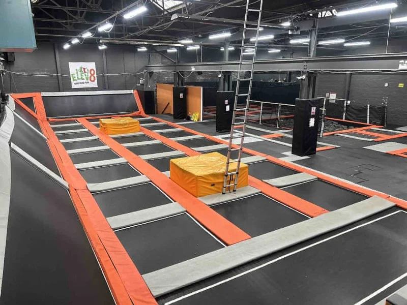 Sweeney Kincaid - Trampoline Park Equipment, Catering Equipment, Amusement Machines at Auction - Auction Image 1