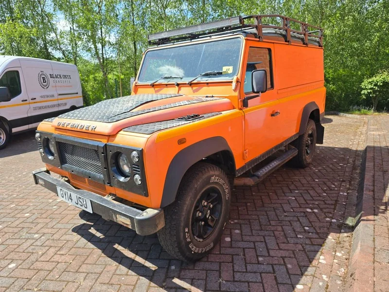 BPI Auctions - 2014 Land Rover Defender 110 Hard Top 4x4 Utility Vehicle at Auction - Auction Image 3