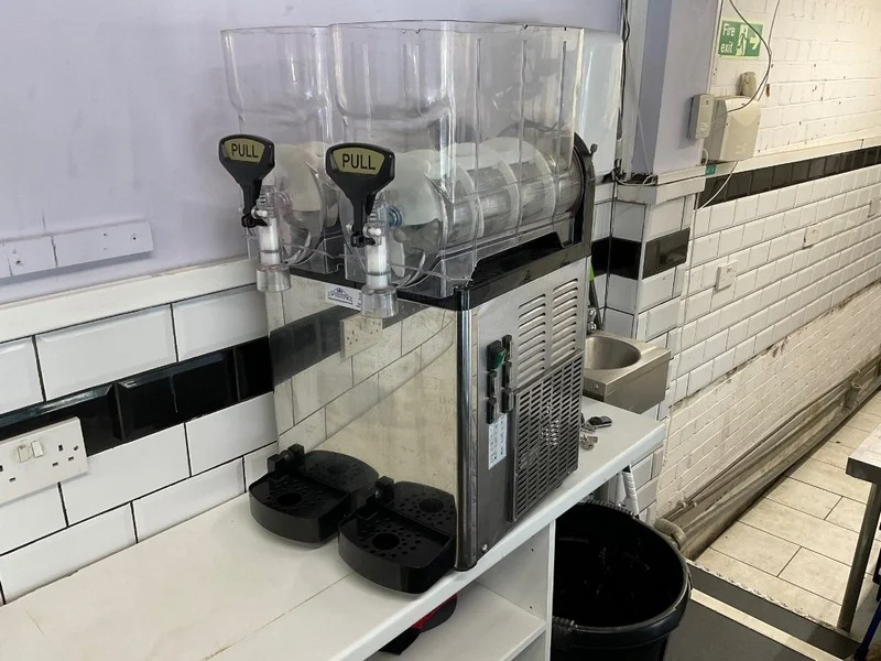 BPI Auctions - Commercial Catering Equipment Auction to include Coffee Machines, Ice Cream Machines, Bottle Coolers, Slush Machines, Ovens, Fridges, Freezers, Dishwashers & more - Auction Image 3