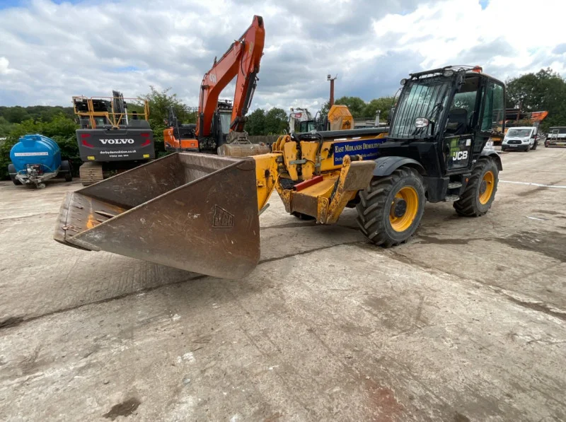 BPI Auctions - Demolition Plant & Commercial Vehicles to include Screener, Excavators, Dumpers, Loaders, Telehandlers & more - Auction Image 5