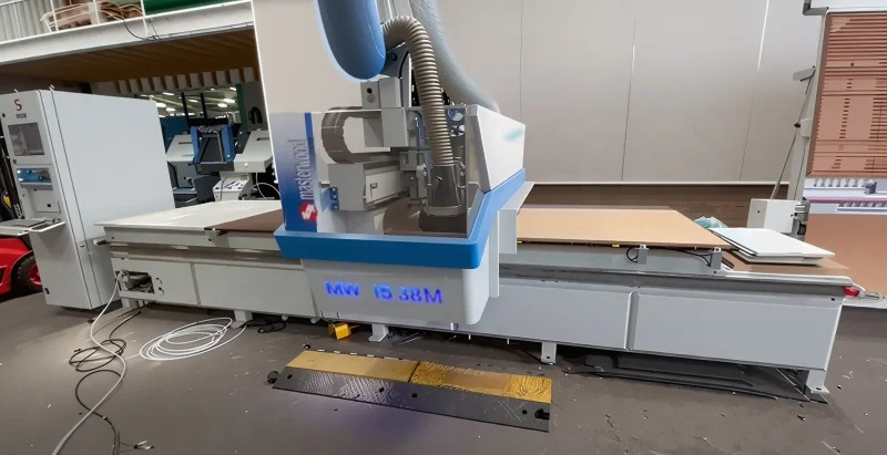 BPI Auctions - 2017 Masterwood Fresatrice MW15.38M 3 Axis CNC Router at Auction - Auction Image 1