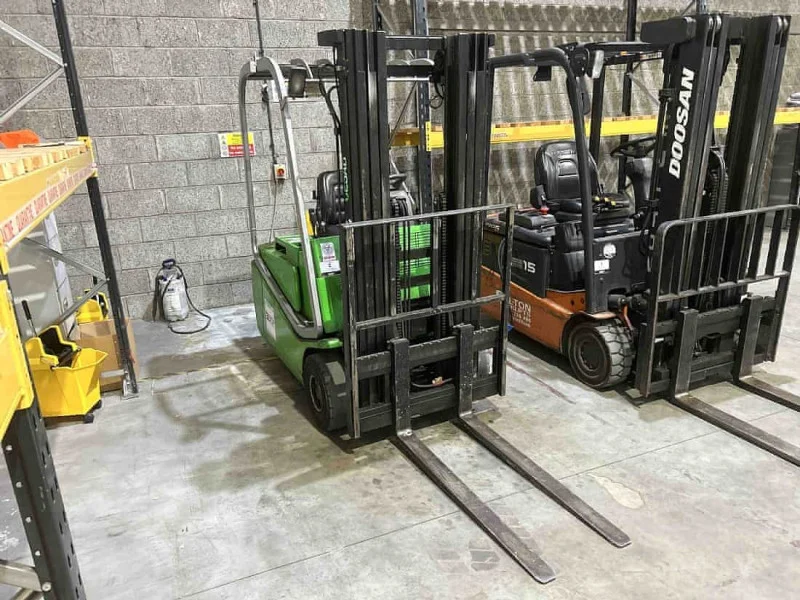Sweeney Kincaid - Warehouse Racking, Equipment & Forklifts Auction - Auction Image 4