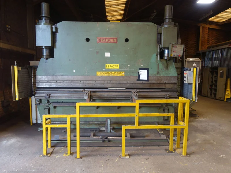 W & H Peacock - Fabrication Plant, Machine Tools Containers and Vehicles at Auction - Auction Image 2