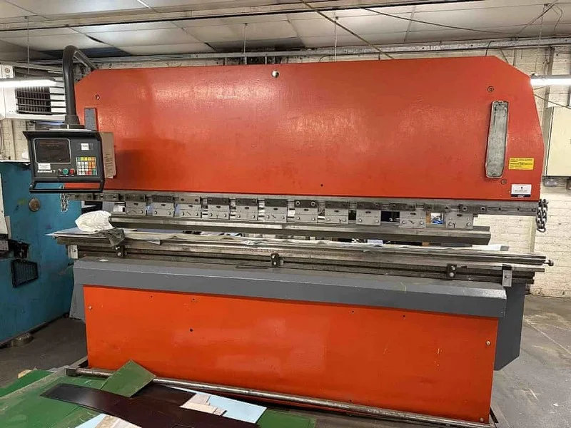 Sweeney Kincaid - Fabrication & Industrial Engraving Machinery Auction - Auction Image 1