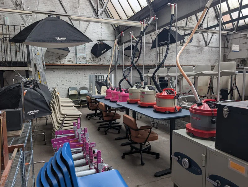 W & H Peacock - Photography and Film Studio Equipment - Auction Image 4