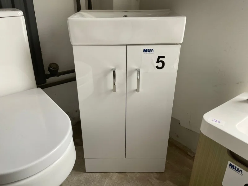 Mid Ulster Auctions Ltd - Bathroom Warehouse Auction to include: Vanities, Basins, Baths, Toilets & More - Auction Image 5