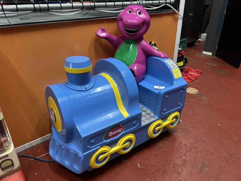 Sweeney Kincaid - Trampoline Park Equipment, Catering Equipment, Amusement Machines at Auction - Auction Image 5