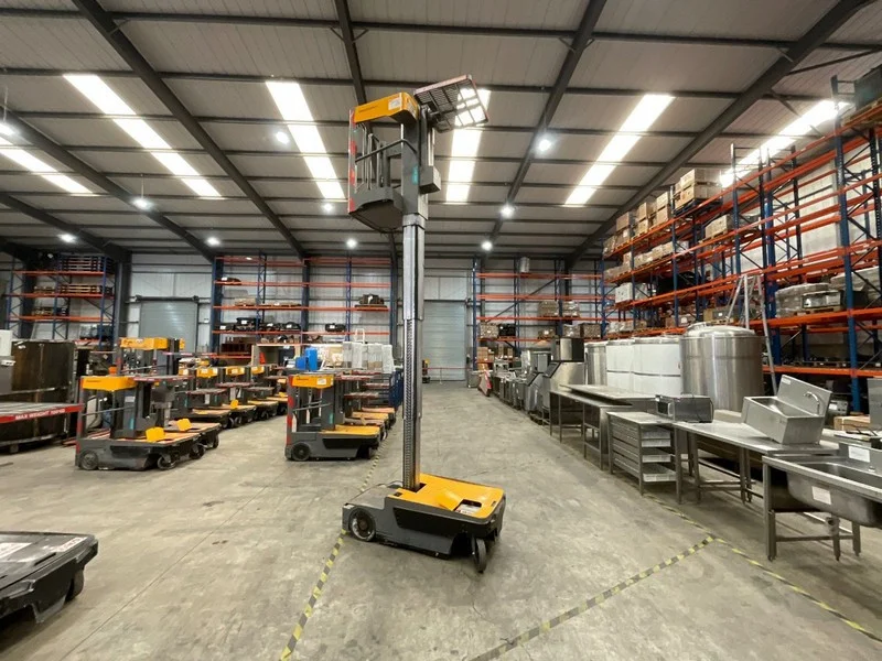 BPI Auctions - 2017 Jungheinrich EKM 202 Order Pickers/Maintenance Lift Auction - Auction Image 3