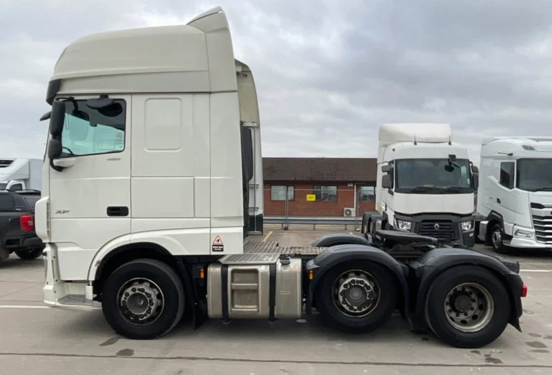 BPI Auctions - 2019 DAF XF480 Super Space Tractor Units Auction - Auction Image 2