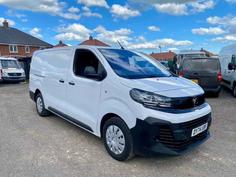 Universal Auctions Group Ltd - Summer Spectacular, ONLY 12.5% BUYERS PREMIUM, 1 Week Only! Plant, HGVs, Ex-Fleet Vehicles, Agri Equipment - Auction Image 6