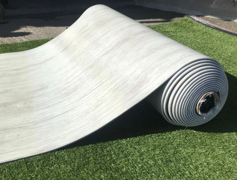In2Corporate Ltd - High-End Flooring Auction: Luxury Vinyl Tiles, Twist Pile Carpets, Safety Flooring, Rubber Coin Gym Matting, Acoustic Underlay, Wet Room / Swimming Pool Flooring & More - Auction Image 2