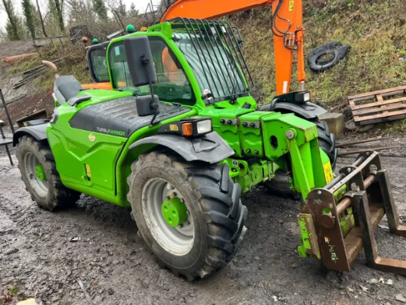 Universal Auctions Group Ltd - Major Clearance Auction, Over 700 lots: Ex-Fleet Vehicles, Agri & Farm, Heavy Plant, Machinery, HGVs & Much More - Auction Image 1