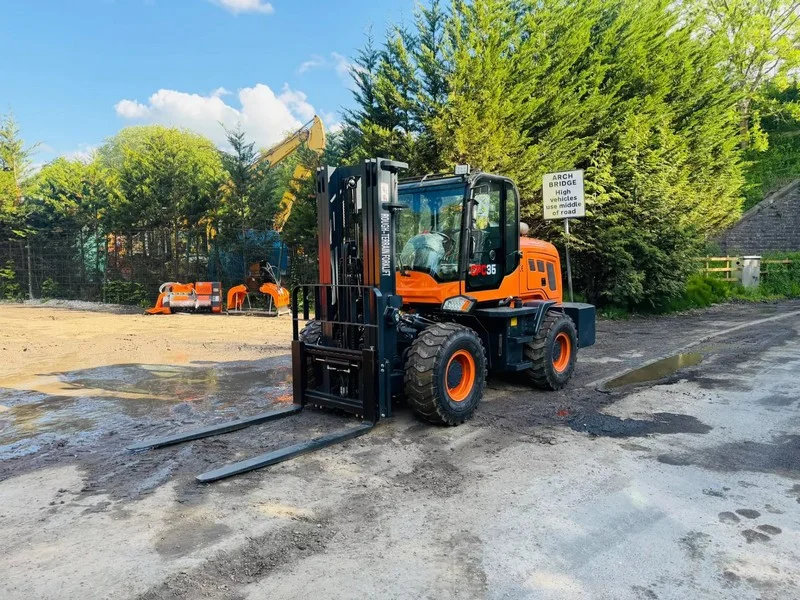 Universal Auctions Group Ltd - Massive Multi Lot Auction: Ex-Fleet Vans, Agri, Construction & Heavy Plant Machinery & Much More - Auction Image 1