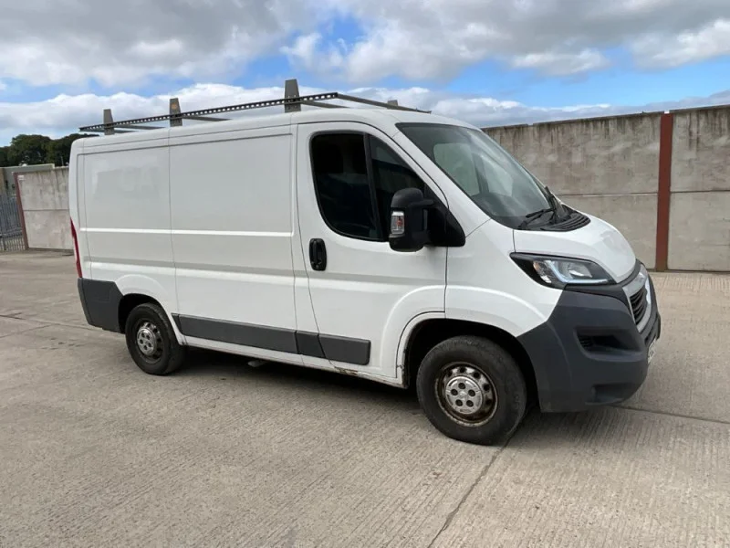 Mid Ulster Auctions Ltd - Vehicle Auction to include: Commercial Vehicles, Cars, Vans and HGV Trailers at Auction - Auction Image 3