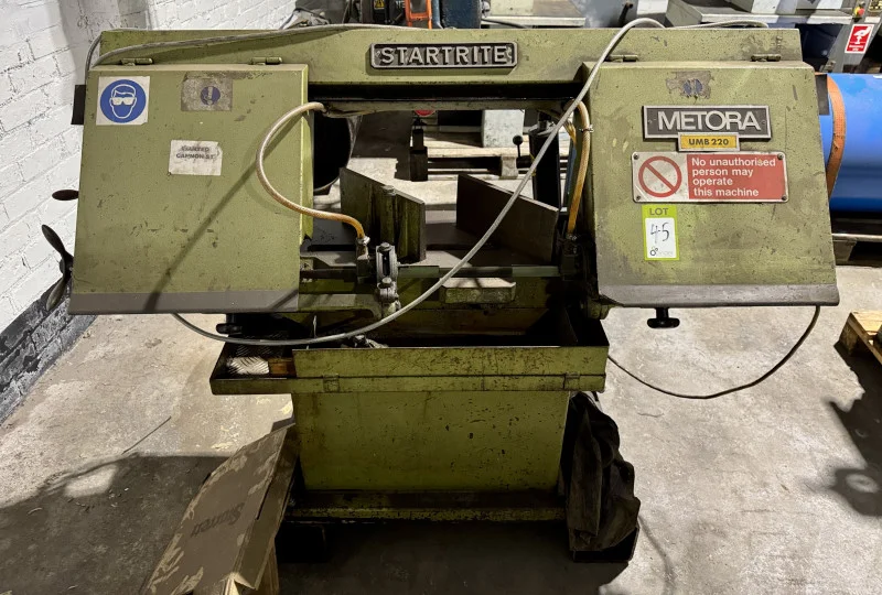 Pinder Asset Solutions Ltd - Engineering, Fabrication and Woodworking Machinery, Gantry Hoists, Compressors and Hydraulic Pumps at Auction - Auction Image 8