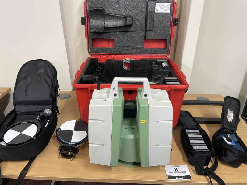 Sweeney Kincaid - Survey Equipment Auction - Auction Image 5
