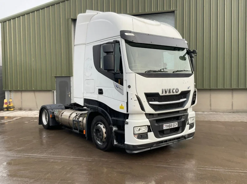 BPI Auctions - 2018 Iveco Stralis Tractor Units - Auction Image 4