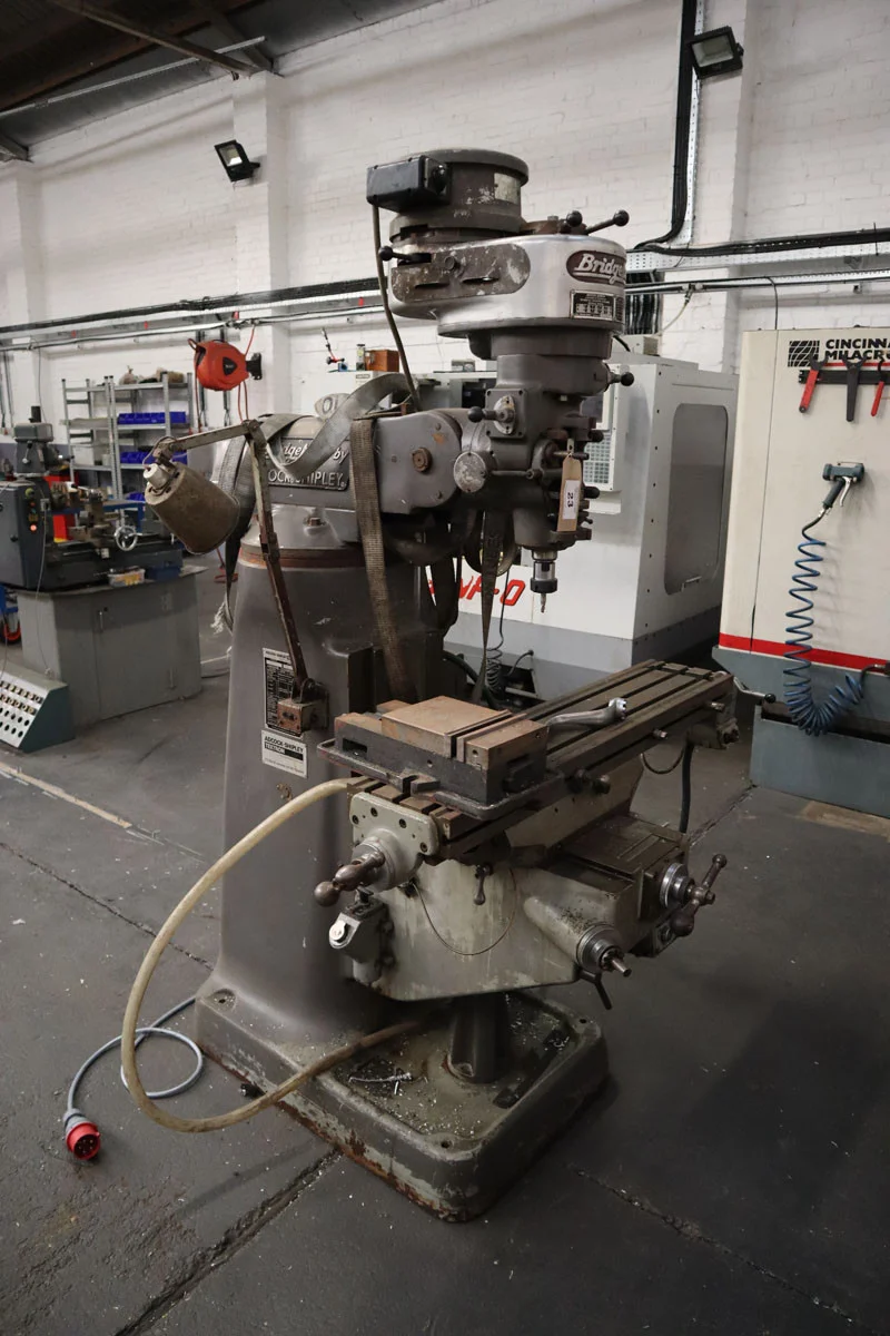 W & H Peacock - CNC Machining Centres, Metal Fabrication & Other Equipment and Nissan MPV Auction - Auction Image 7