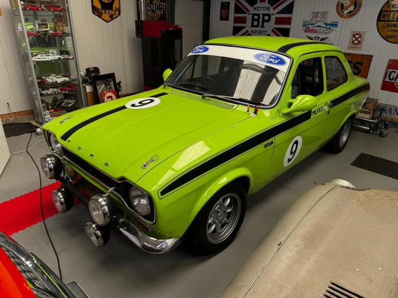 Humbert & Ellis Ltd - Modern & Classic Cars - Auction Image 4