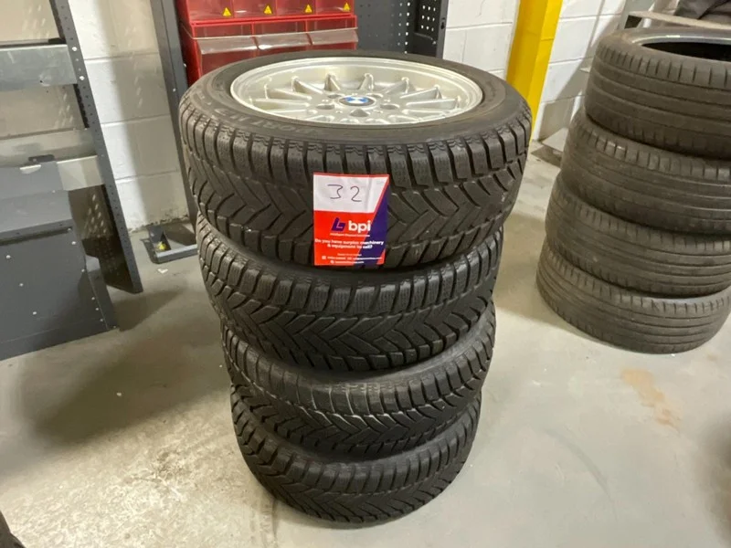 BPI Auctions - Entire Contents of Car Market Ltd at Auction to include Vehicles, Car Trailer, Garage Equipment, Tools & Car Parts - Auction Image 4
