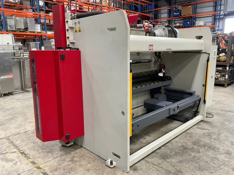 BPI Auctions - 2022 Morgan Rushworth PBSL CNC 3100/120 Hydraulic Press Brake at Auction - Auction Image 6